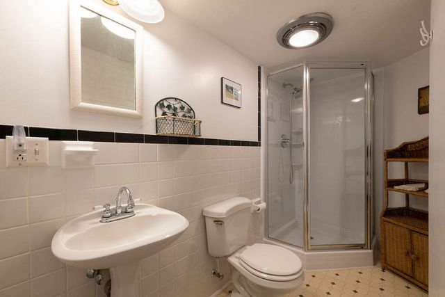 16 Shore Road, Truro, MA 02666