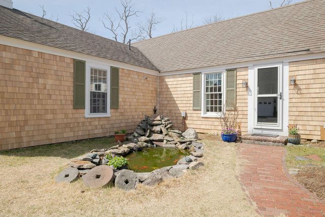 16 Shore Road, Truro, MA 02666