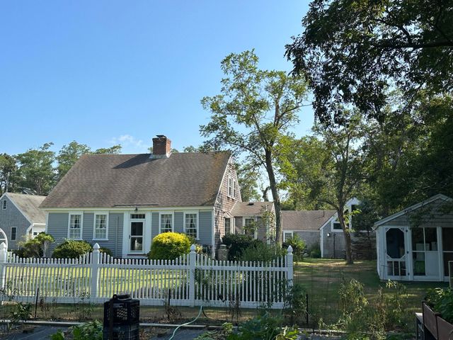 16 Shore Road, Truro, MA 02666