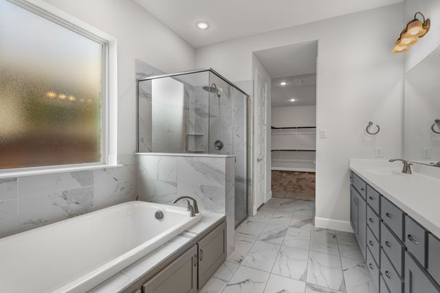 4851 Cypress Thorn Drive, Arlington, TX 76005