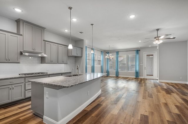 4851 Cypress Thorn Drive, Arlington, TX 76005