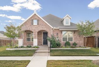 4851 Cypress Thorn Drive, Arlington, TX 76005