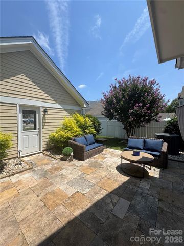 7118 Blakeney Greens Boulevard, Charlotte, NC 28277