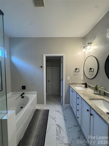 7118 Blakeney Greens Boulevard, Charlotte, NC 28277