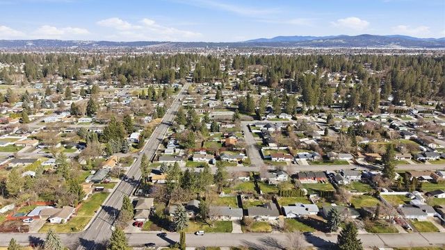 12317 E Skyview Ave, Spokane, WA 99216