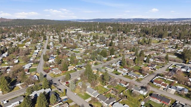 12317 E Skyview Ave, Spokane, WA 99216