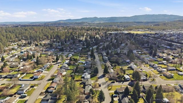 12317 E Skyview Ave, Spokane, WA 99216