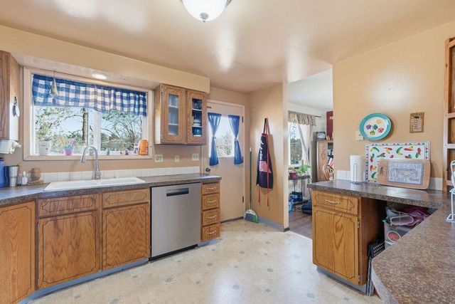 12317 E Skyview Ave, Spokane, WA 99216