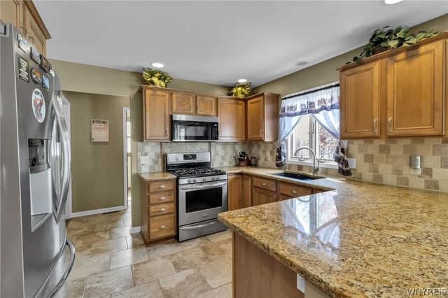 3604 Kelsey Lane, Wheatfield, NY 14120