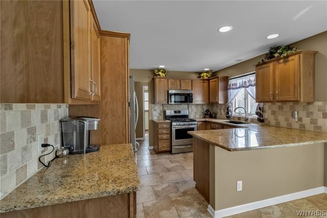 3604 Kelsey Lane, Wheatfield, NY 14120