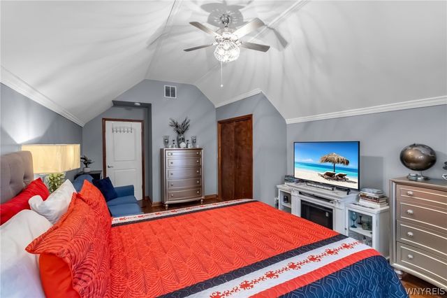 3604 Kelsey Lane, Wheatfield, NY 14120