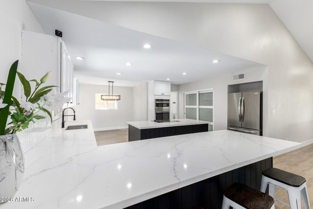 1537 E DAVA Drive, Tempe, AZ 85283