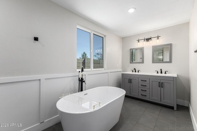 1537 E DAVA Drive, Tempe, AZ 85283