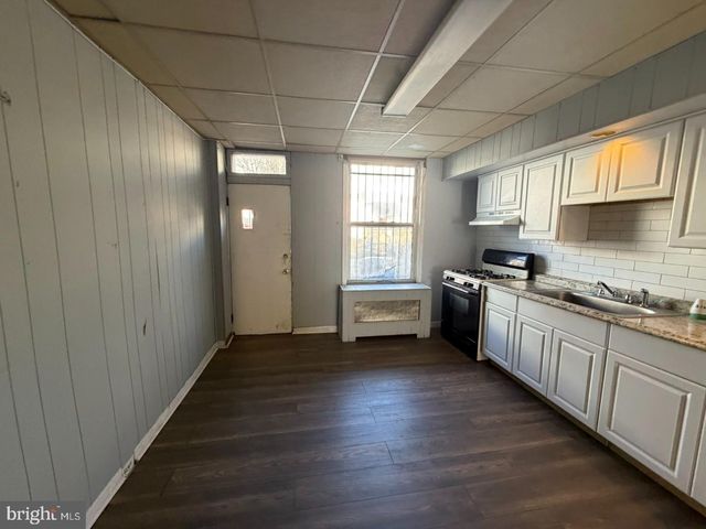 2032 CLIFTWOOD AVE, Baltimore, MD 21213