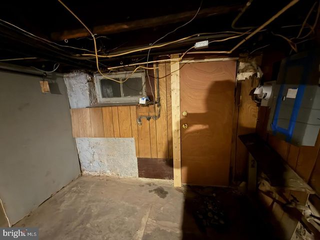 2032 CLIFTWOOD AVE, Baltimore, MD 21213