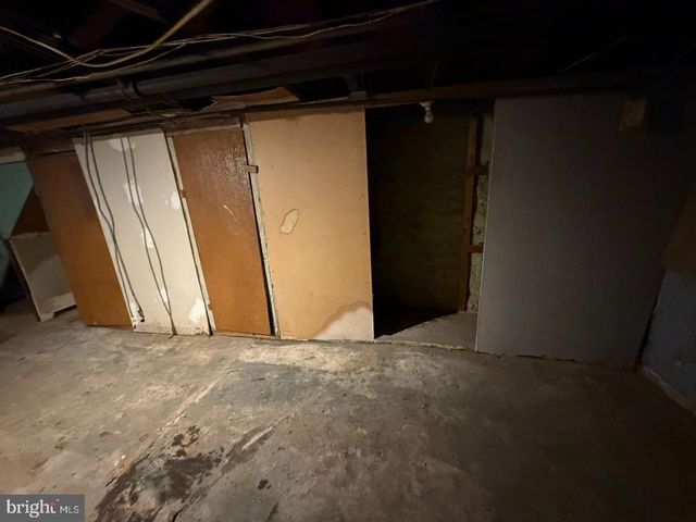 2032 CLIFTWOOD AVE, Baltimore, MD 21213