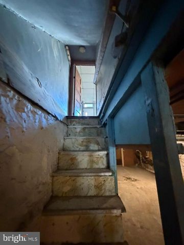 2032 CLIFTWOOD AVE, Baltimore, MD 21213