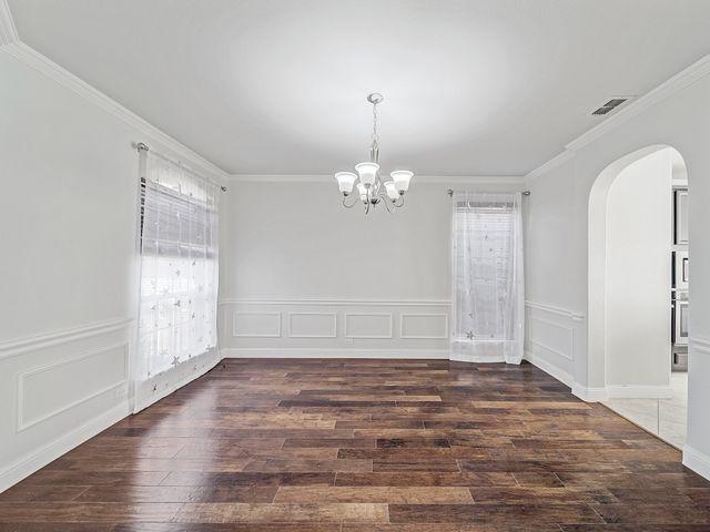 419 Aylesbury Drive, Roanoke, TX 76262