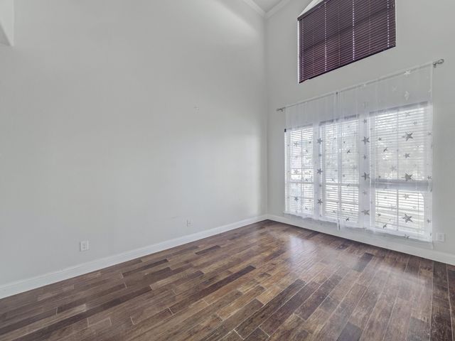 419 Aylesbury Drive, Roanoke, TX 76262