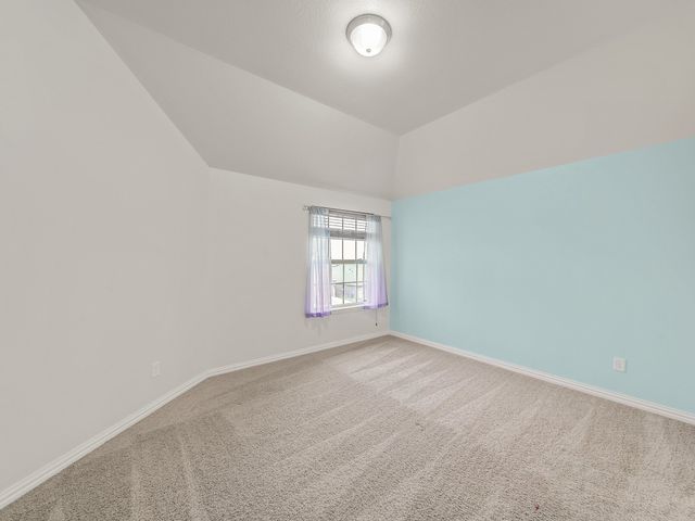 419 Aylesbury Drive, Roanoke, TX 76262