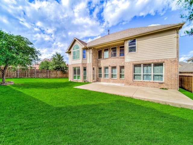 419 Aylesbury Drive, Roanoke, TX 76262