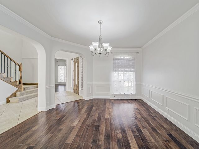 419 Aylesbury Drive, Roanoke, TX 76262