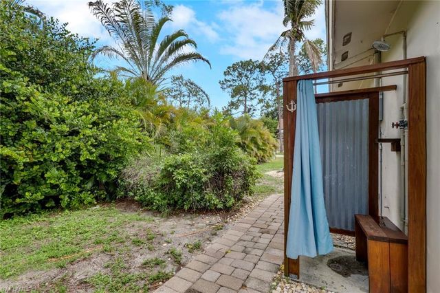 10271 Carolina ST, Bonita Springs, FL 34135