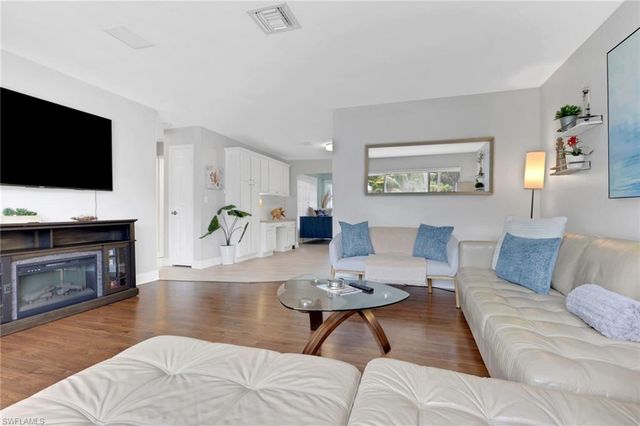 10271 Carolina ST, Bonita Springs, FL 34135