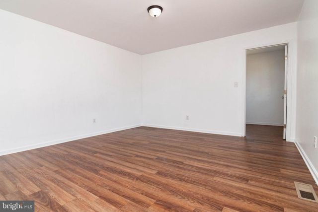 235 W 10 ST, Laurel, DE 19956