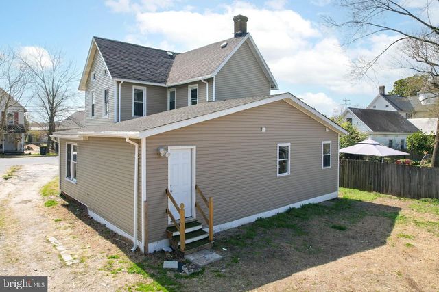 235 W 10 ST, Laurel, DE 19956