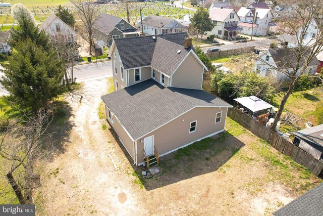 235 W 10 ST, Laurel, DE 19956
