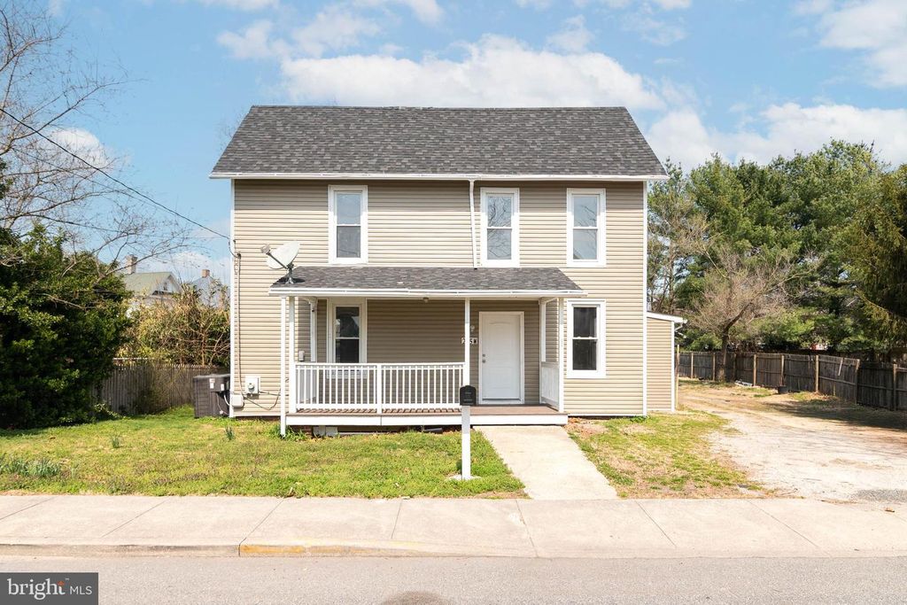235 W 10 ST, Laurel, DE 19956