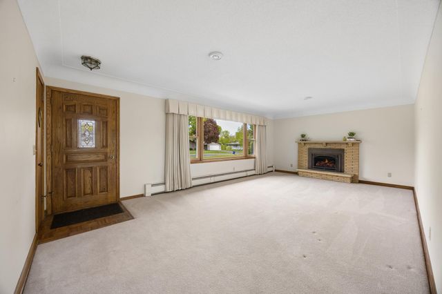 8108 Mount Curve Boulevard, Brooklyn Park, MN 55445