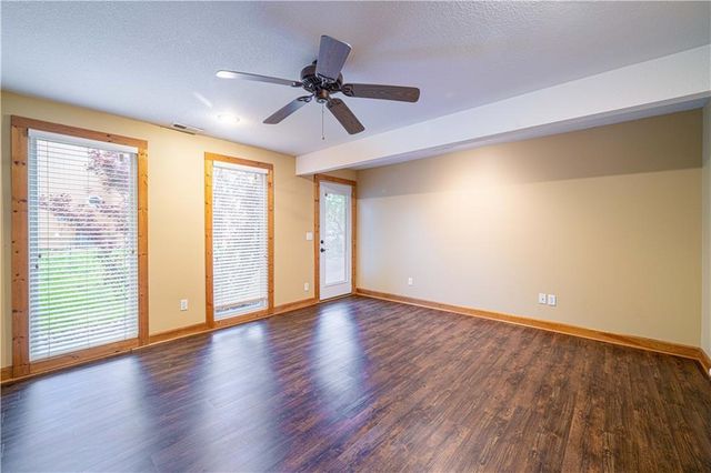 9 Timber Creek Circle, Platte City, MO 64079
