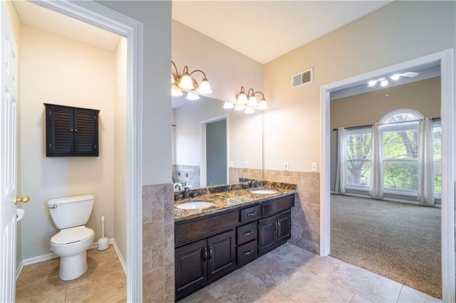 9 Timber Creek Circle, Platte City, MO 64079
