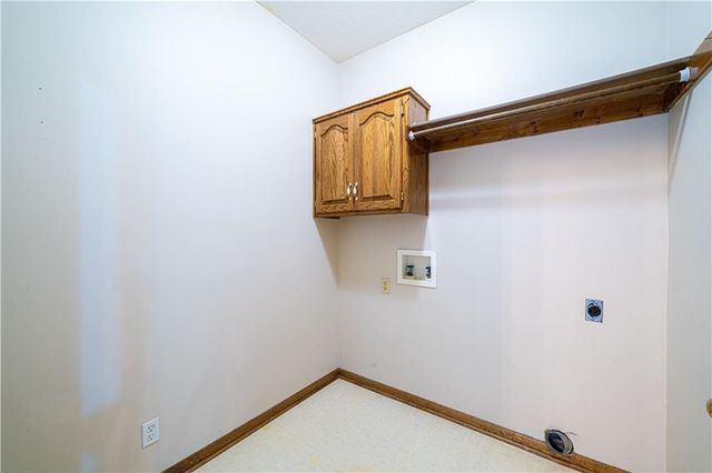 9 Timber Creek Circle, Platte City, MO 64079