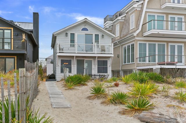 1235 Fairfield Beach Road, Fairfield, CT 06824