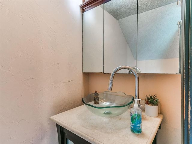 8608 NW 86th Street, Oklahoma City, OK 73132