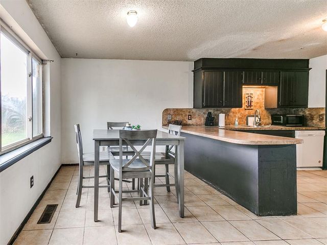 8608 NW 86th Street, Oklahoma City, OK 73132