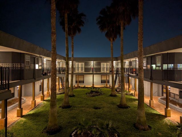 709 Gale Street 14, Seabrook, TX 77586