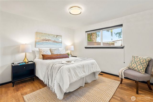 19513 Meridian Avenue N, Shoreline, WA 98133