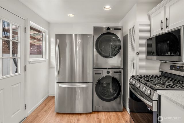 19513 Meridian Avenue N, Shoreline, WA 98133