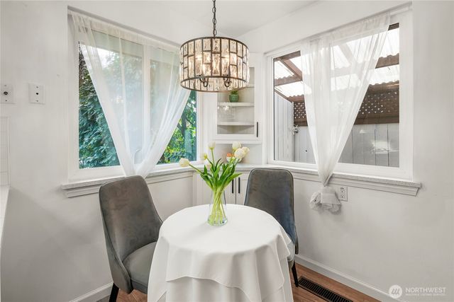 19513 Meridian Avenue N, Shoreline, WA 98133