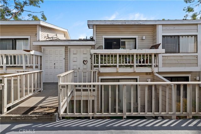 4652 Don Lorenzo B, Los Angeles, CA 90008