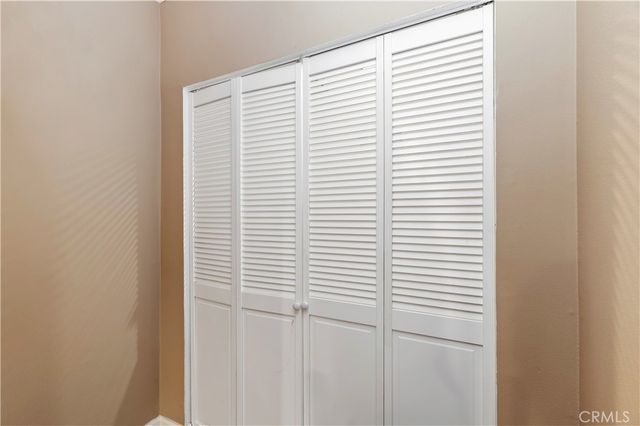 4652 Don Lorenzo B, Los Angeles, CA 90008