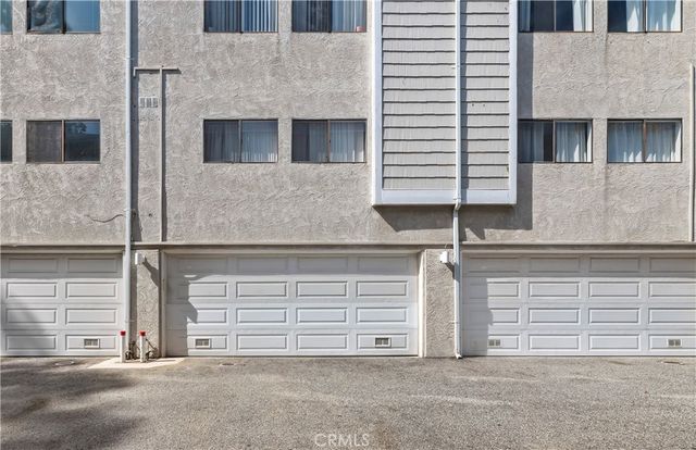 4652 Don Lorenzo B, Los Angeles, CA 90008