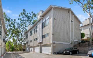 4652 Don Lorenzo B, Los Angeles, CA 90008