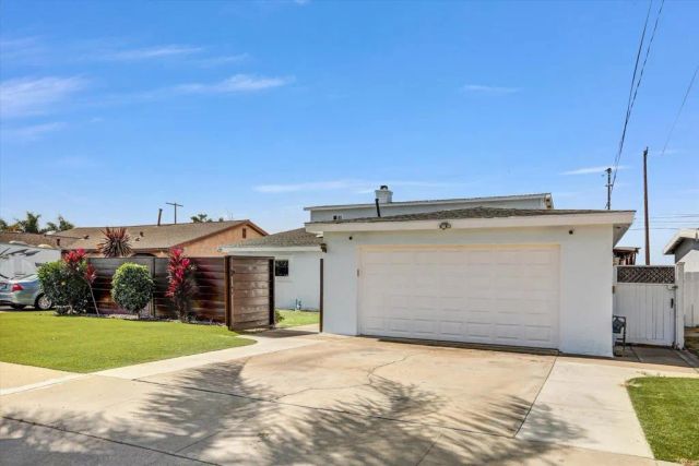 819 Iris Avenue, Imperial Beach, CA 91932