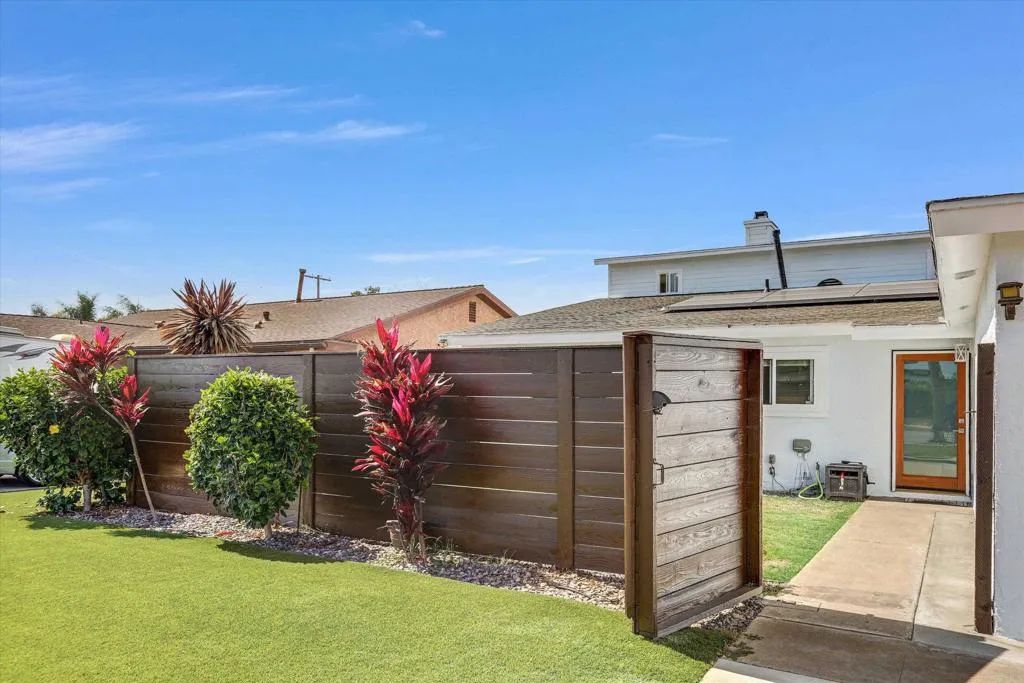 819 Iris Avenue, Imperial Beach, CA 91932