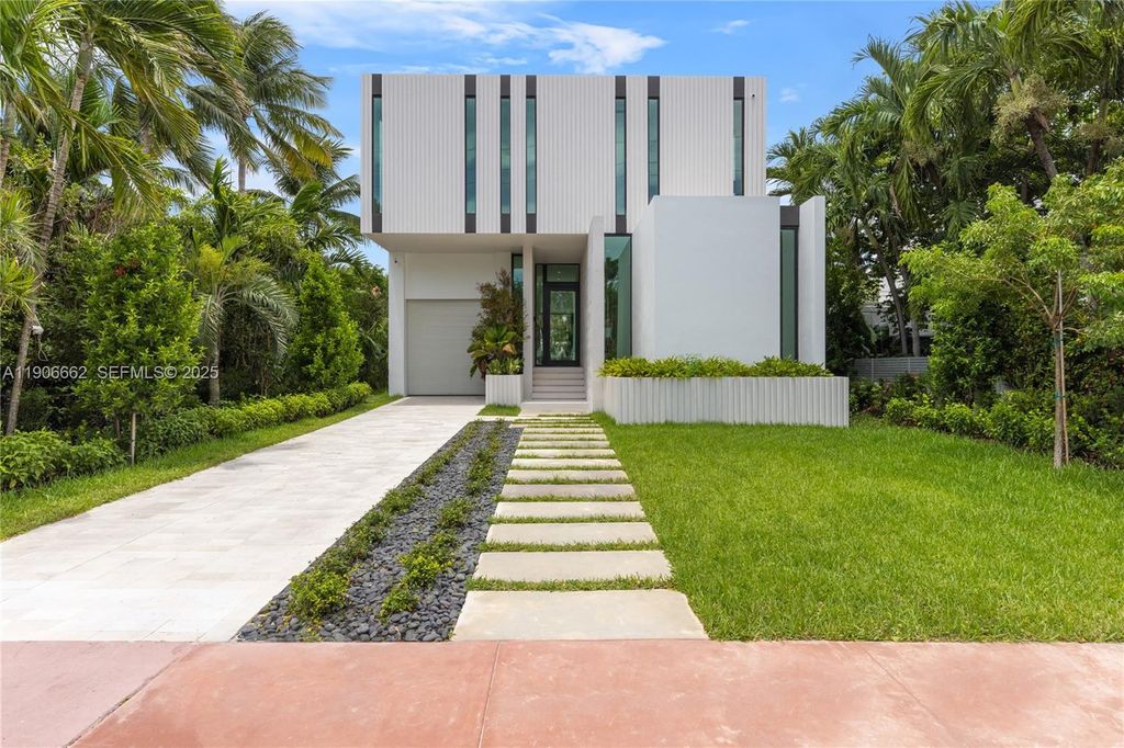 4504 Sheridan Avenue, Miami Beach, FL 33140